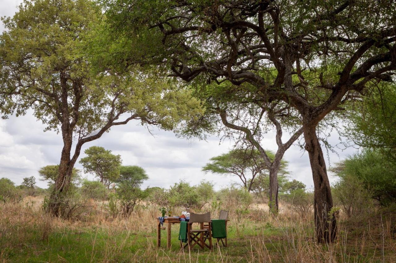 Baobab Tented Camp Kwa Kuchinia Exteriör bild